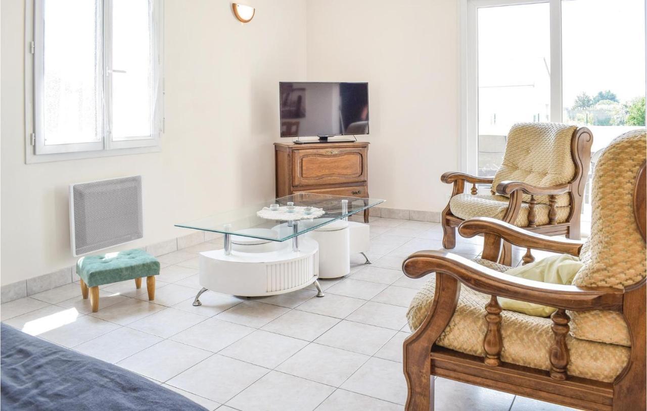 Stunning Home In St, Marcouf De Lisle With Wifi Saint-Marcouf Eksteriør bilde